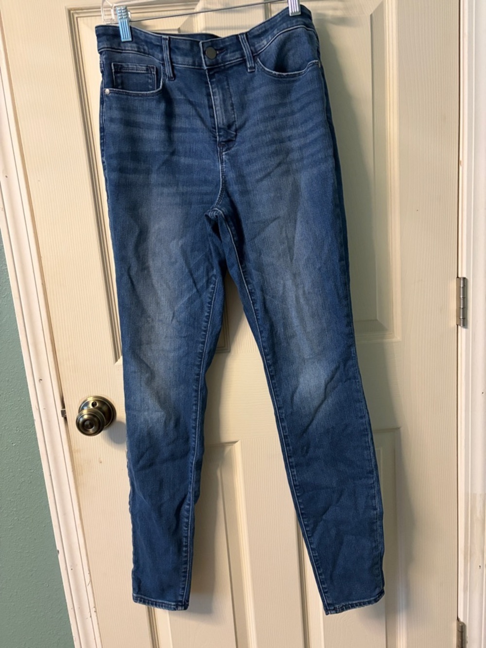 Athleta Mid Wash Skinny Jeans in Indigo Blue